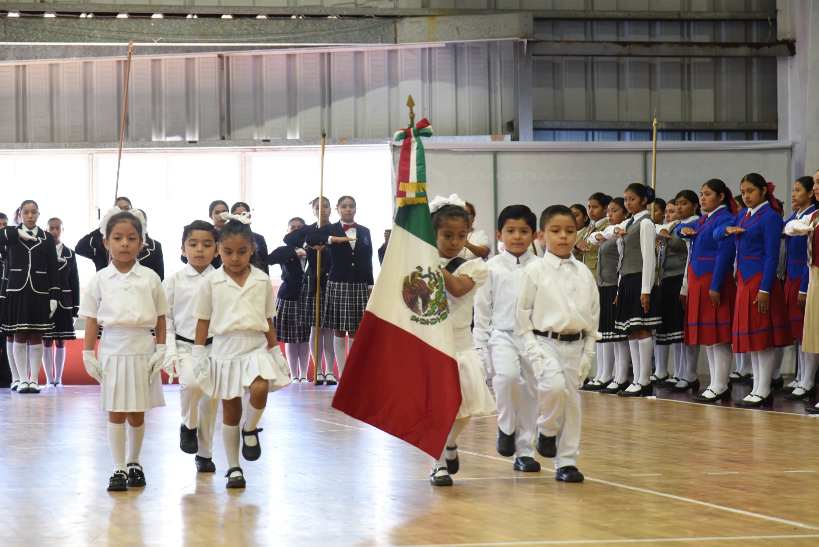 ALUMNOS DE NIVEL SECUNDARIA PARTICIPAN EN JORNADA ESTATAL DE DEMOSTRACIÓN DE ESCOLTAS