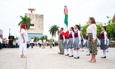 LAYDA SANSORES ENCABEZA CELEBRACIÓN DEL DÍA DE LA BANDERA