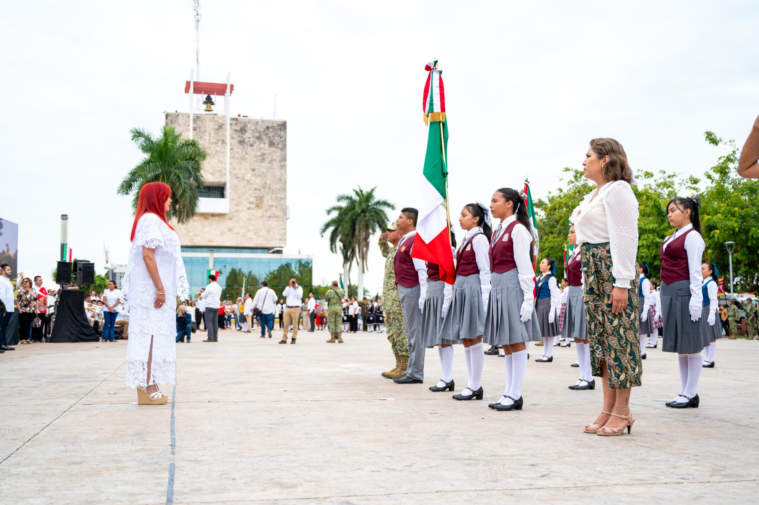 LAYDA SANSORES ENCABEZA CELEBRACIÓN DEL DÍA DE LA BANDERA