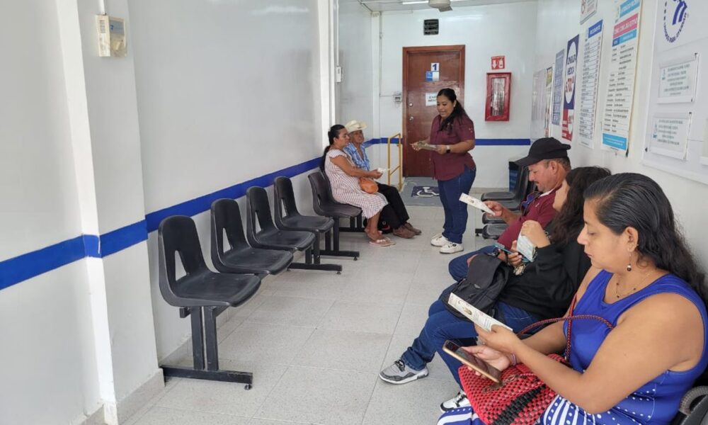 ORIENTAN A HABITANTES DE CANDELARIA PARA CUIDAR LA SALUD MENTAL Y PREVENIR ADICCIONES