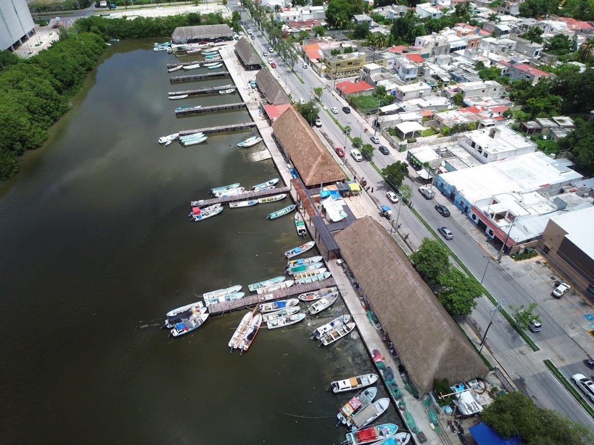 APICAM REHABILITA PALAPAS DEL REFUGIO PESQUERO “7 DE AGOSTO” CON INVERSIÓN DE MÁS DE UN 1 MDP