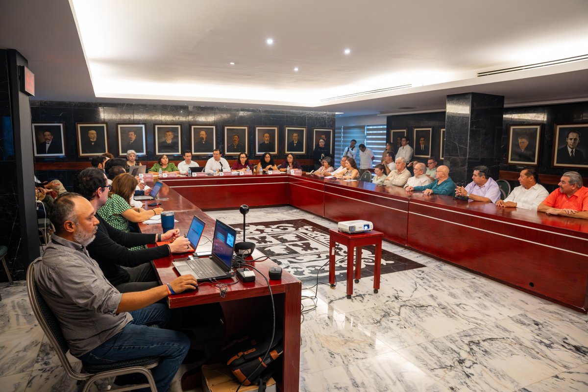 AVANZA LA CONSTRUCCIÓN DEL PROYECTO DE LEY DEL NOTARIADO EN CAMPECHE