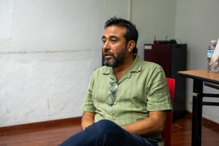 ROMÁN CORTÁZAR COMPARTE ANÉCDOTAS SOBRE EDUARDO GALEANDO DURANTE PRESENTACIÓN DE SU LIBRO