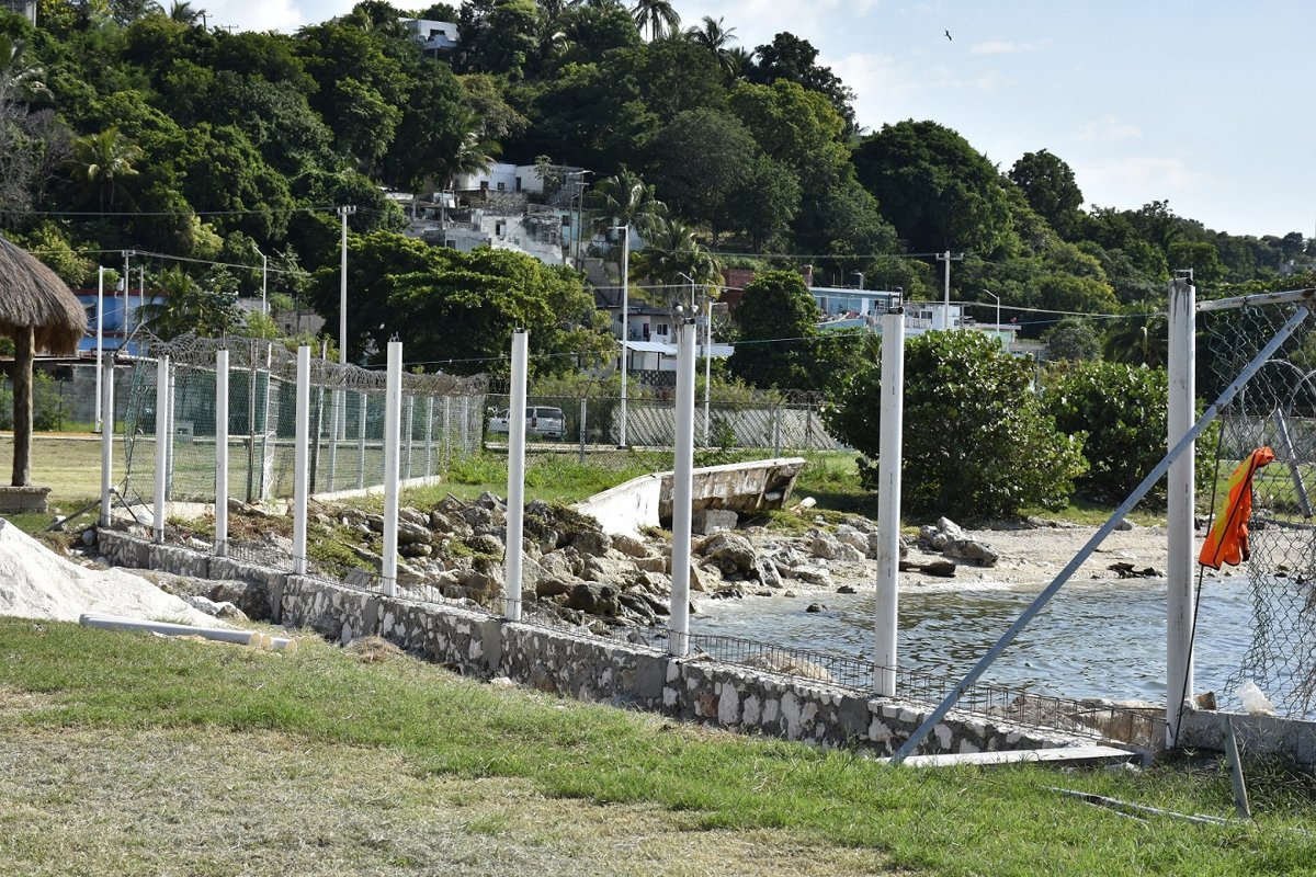 REHABILITA APICAM CERCA PERIMETRAL EN PUERTO DE LERMA