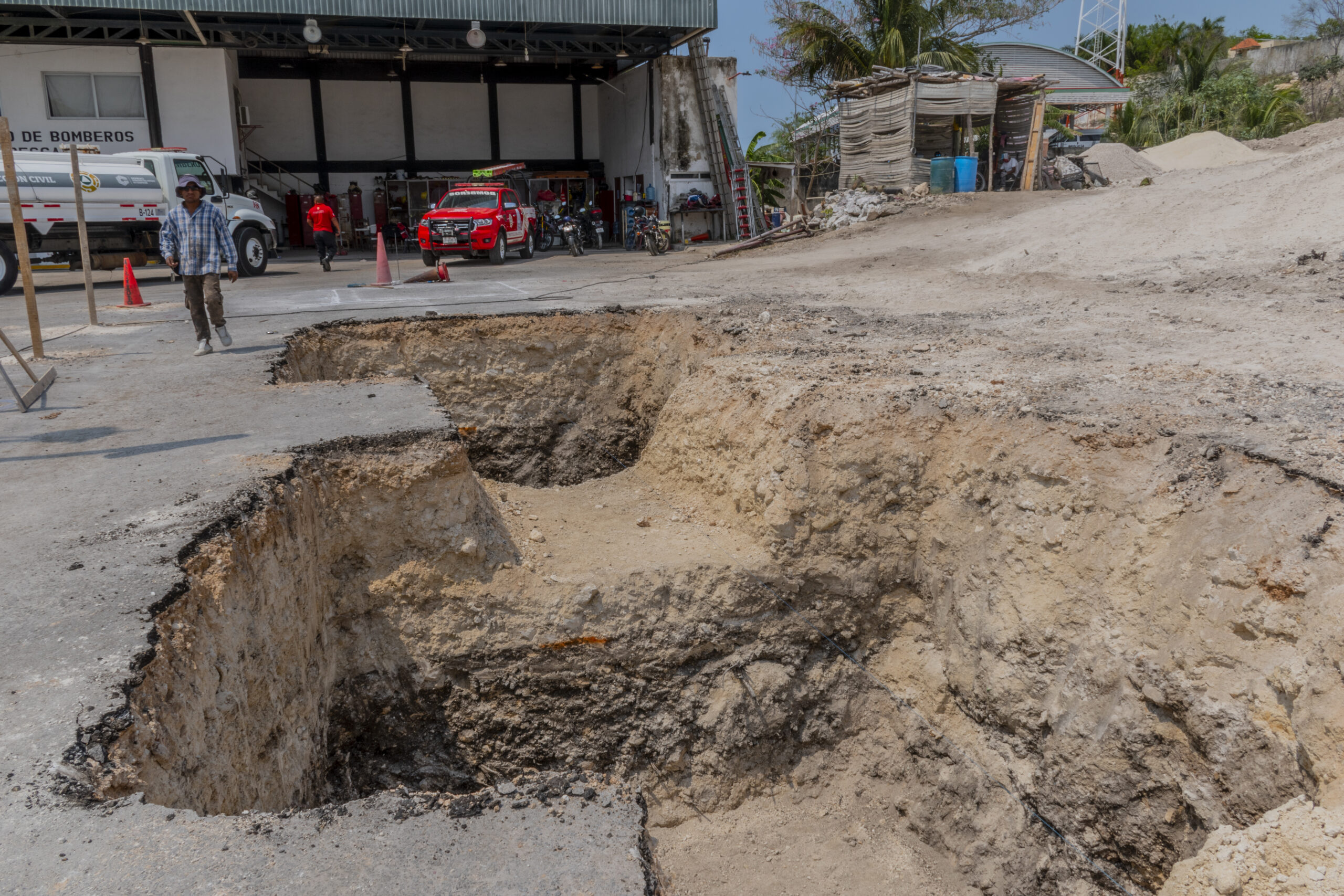 CONSTRUCCIÓN DEL EDIFICIO ADMINISTRATIVO DE SEPROCI Y REHABILITACIÓN DE LA ESTACIÓN DE BOMBEROS EN LA CIUDAD DE SAN FRANCISCO DE CAMPECHE