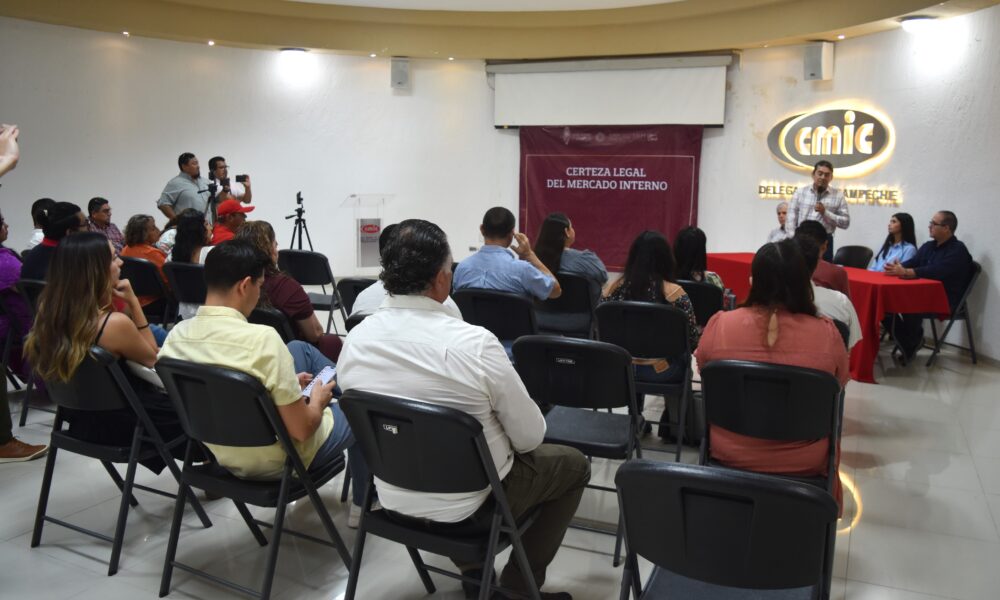 SEDECO ENTREGA TÍTULOS DE REGISTRO DE MARCA A EMPRESARIOS CAMPECHANOS