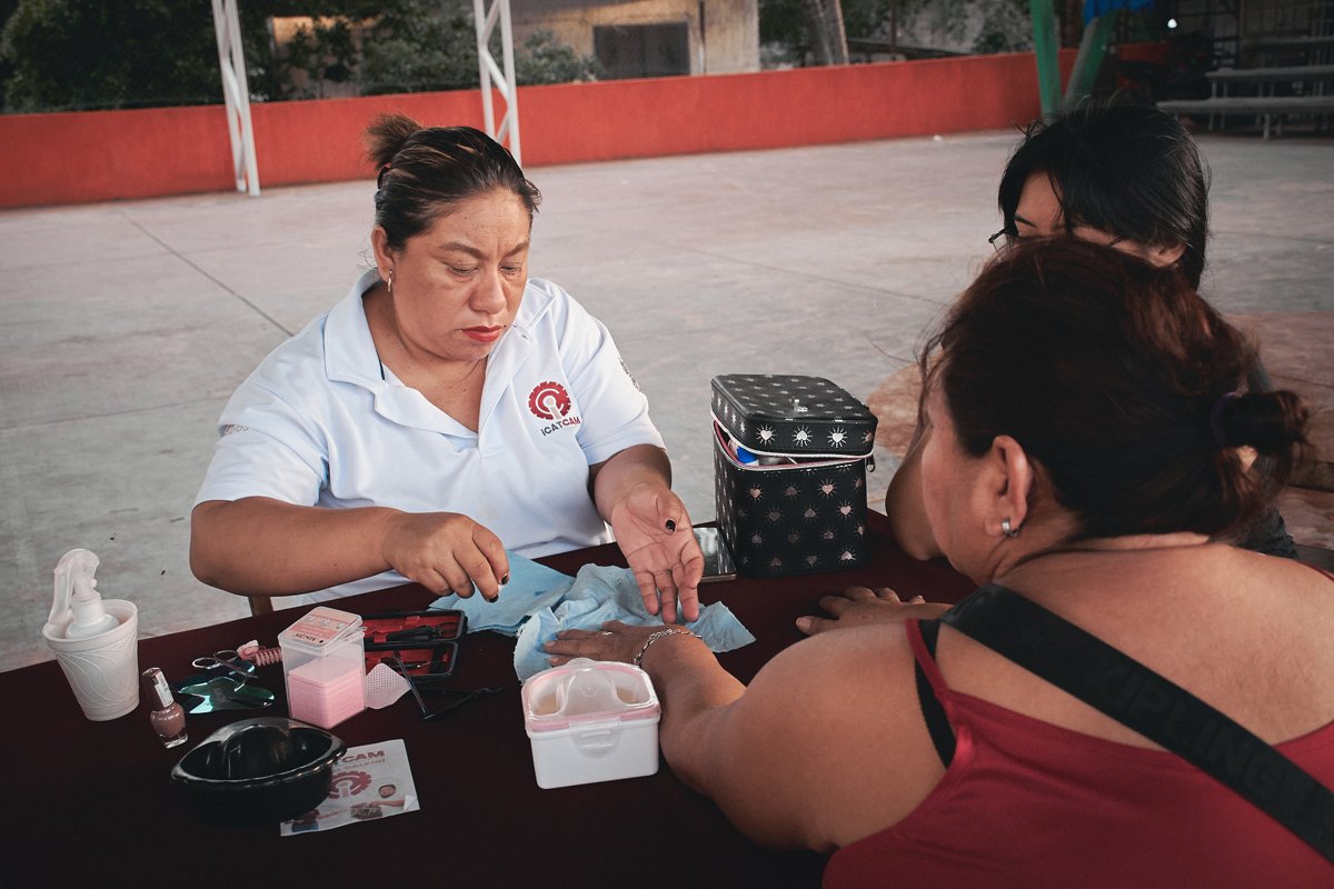 ICAT PLANTEL CALKINÍ REALIZA JORNADA DE SERVICIOS COMUNITARIOS EN EL BARRIO “LA CONCEPCIÓN” DEL MUNICIPIO