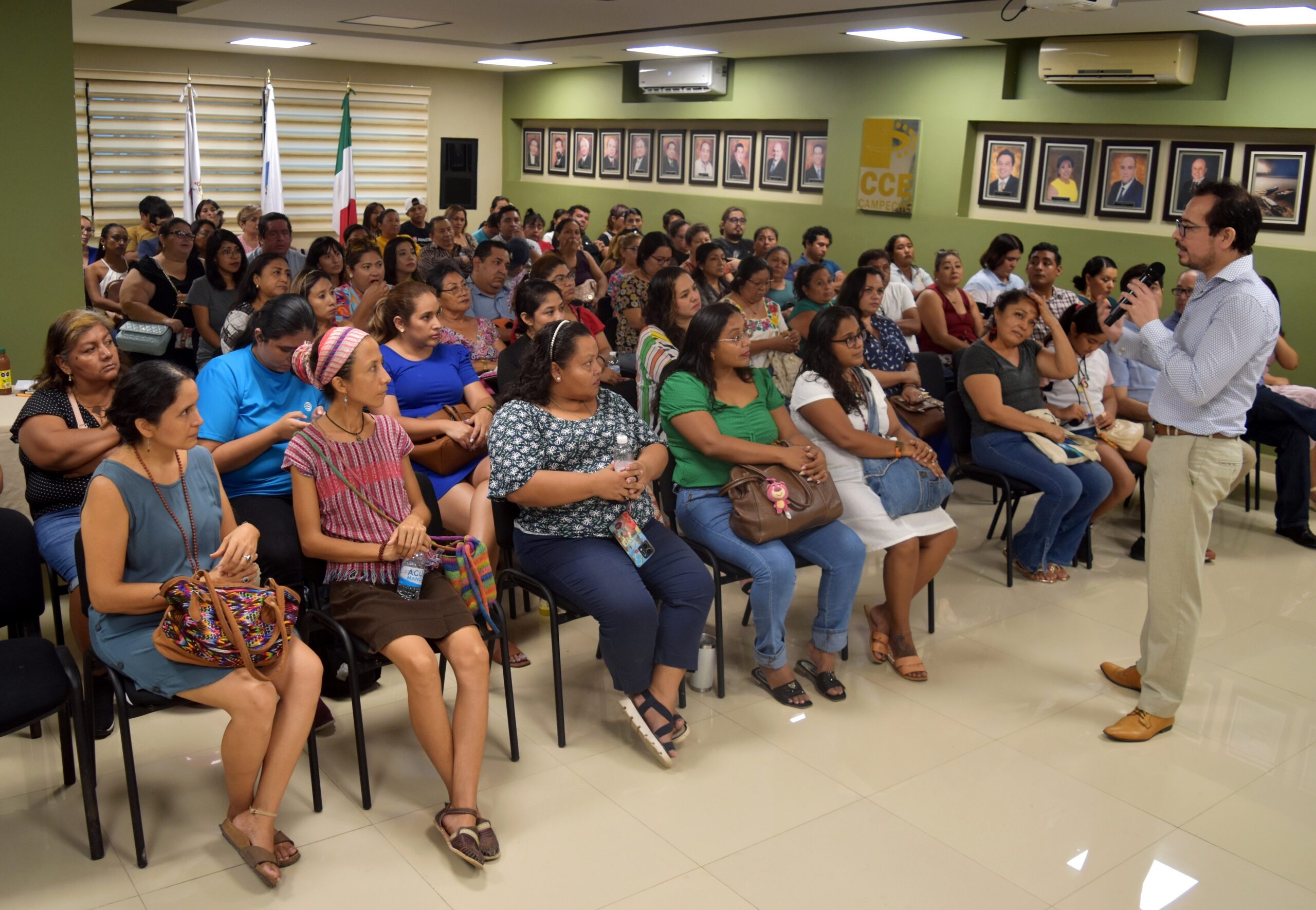 SEDECO REFUERZA COMPROMISO CON EMPRENDEDORES EN REUNIÓN ESTRATÉGICA