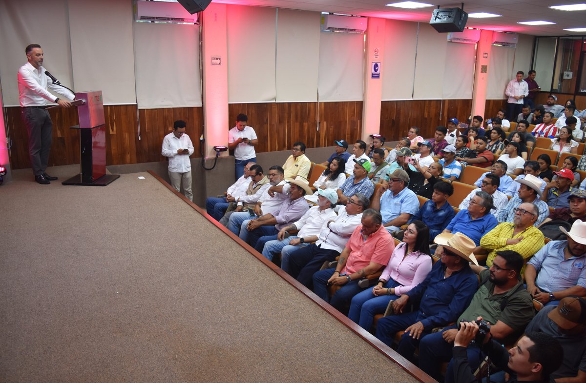 REALIZA SEDECO EN COORDINACIÓN CON SDA, EL FORO DE PROPUESTAS PARA LA NUEVA LEY DE DESARROLLO ECONÓMICO EN ESCÁRCEGA