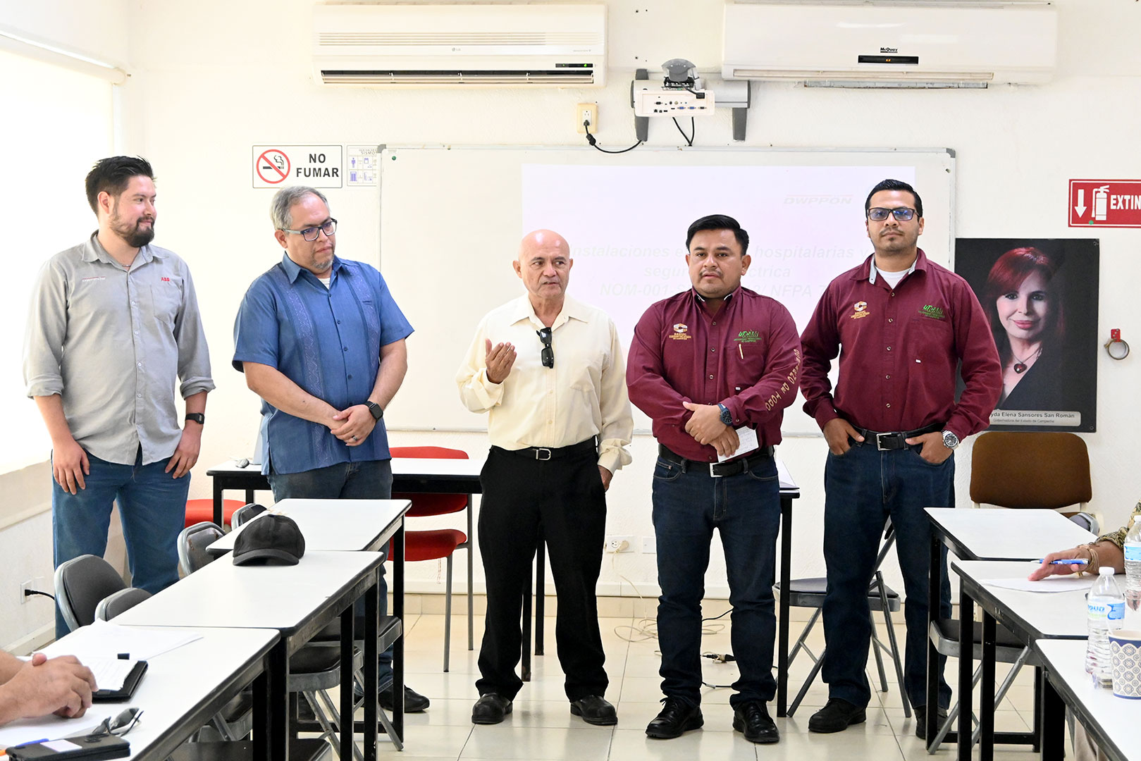 UTCAM RECIBE TABLERO DE CONTROL ELÉCTRICO Y CURSO DE CAPACITACIÓN