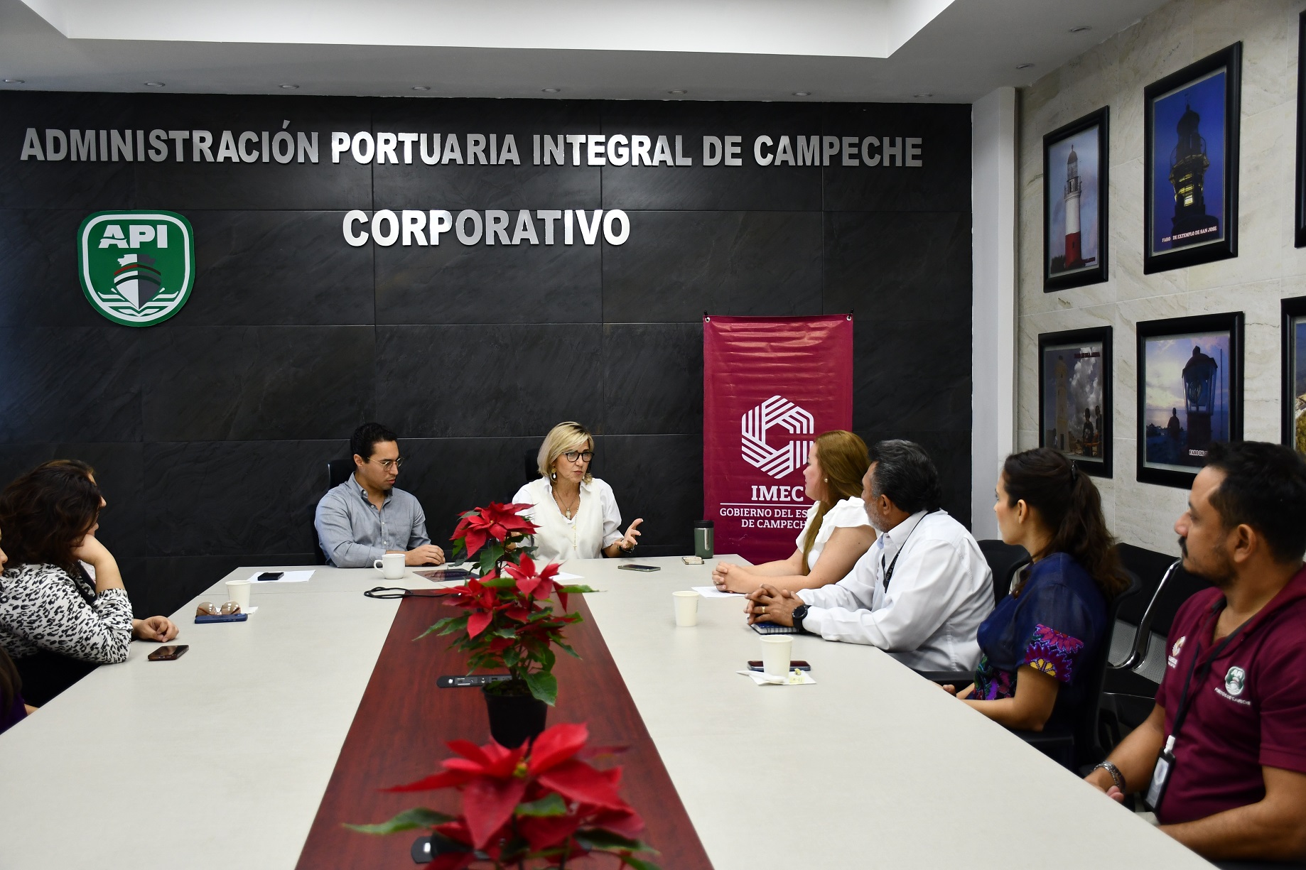 APICAM RECIBE PLACA DE DISTINTIVO MORADO DE IMEC POR CONTRIBUIR A LA IGUALDAD DE GÉNERO Y ERRADICACIÓN DE LA VIOLENCIA CONTRA LAS MUJERES