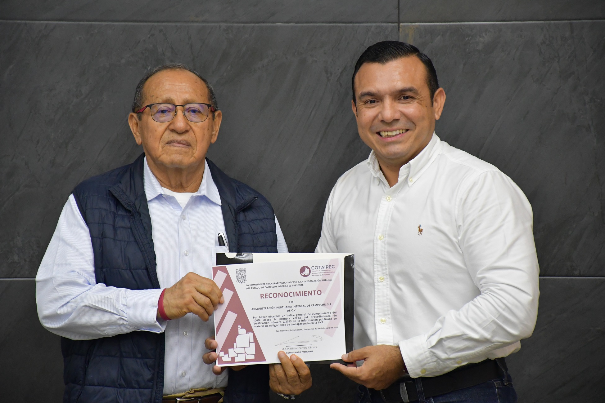APICAM RECIBE RECONOCIMIENTO DE LA COTAIPEC POR CUMPLIMIENTO DEL 100 % DE OBLIGACIONES DE TRANSPARENCIA