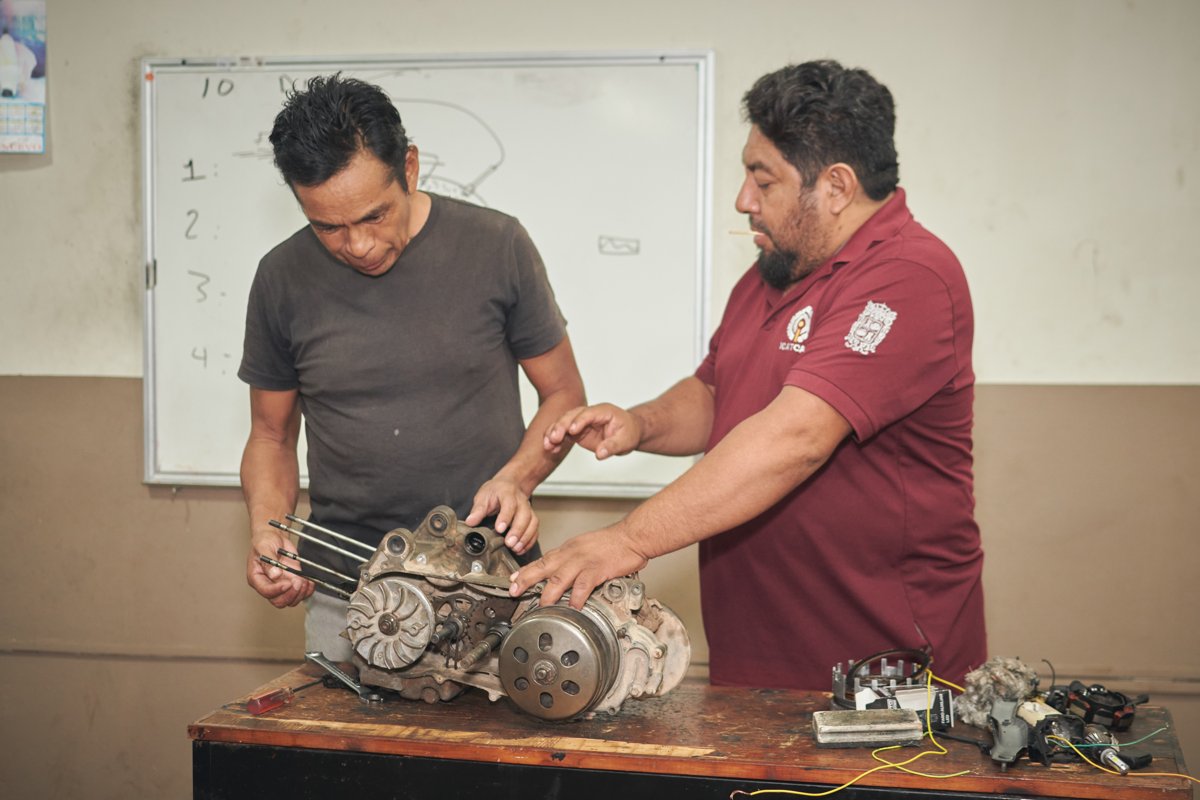 ICAT PLANTEL CALKINÍ ABRE CURSOS ESPECIALIZADOS EN MECÁNICA DE MOTOCICLETAS