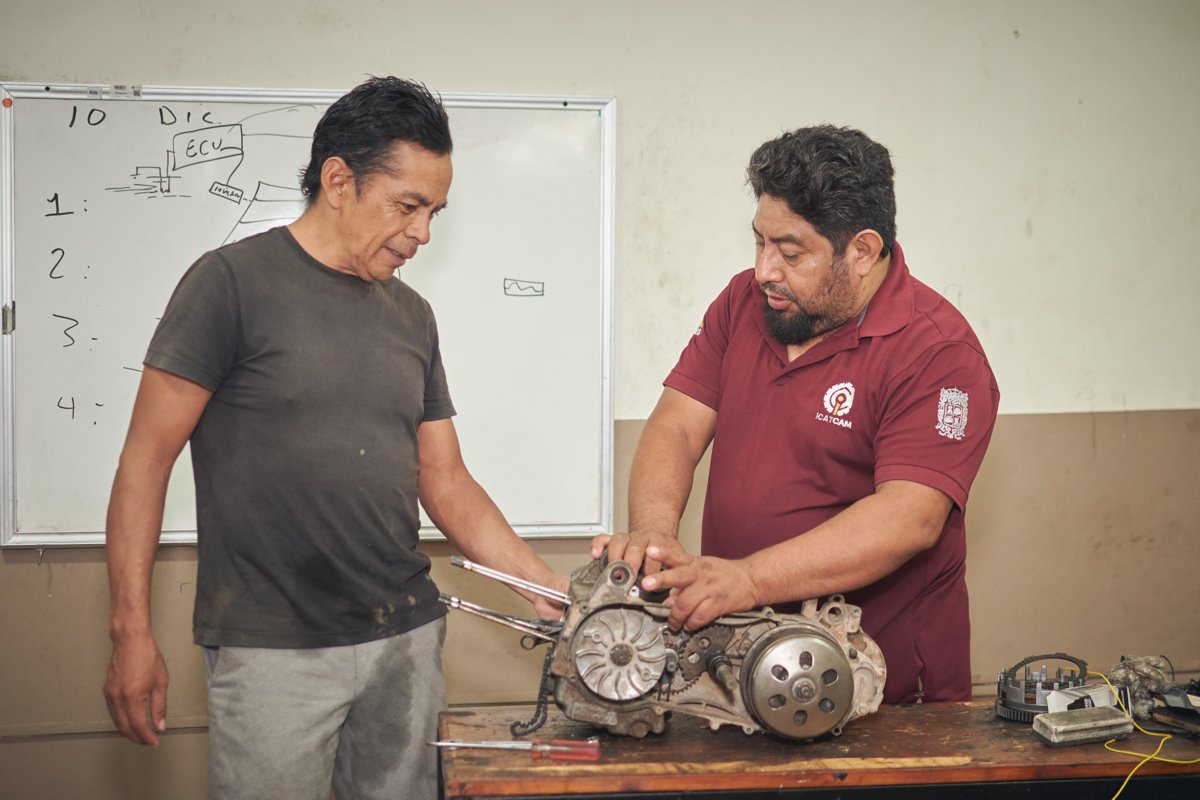 ICAT PLANTEL CALKINÍ ABRE CURSOS ESPECIALIZADOS EN MECÁNICA DE MOTOCICLETAS