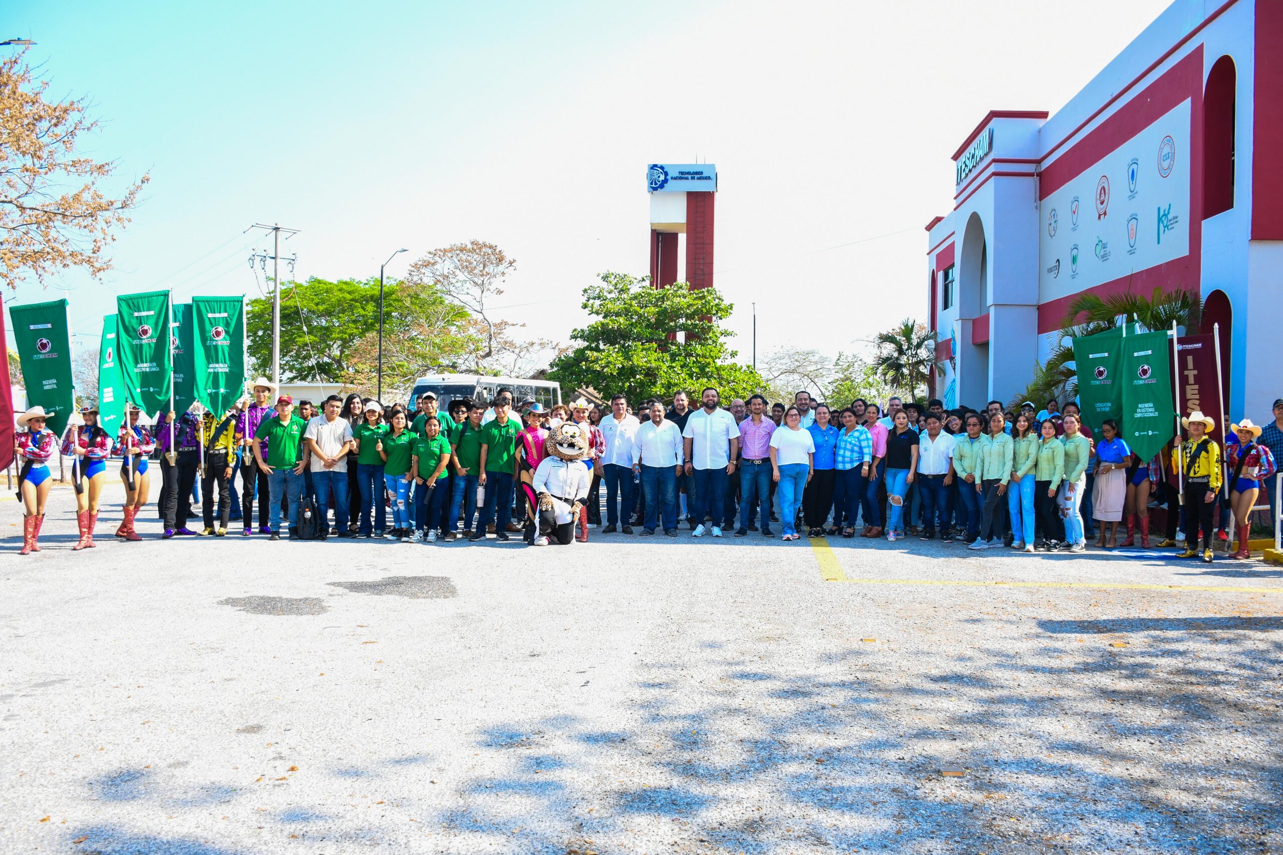 ITESCHAM REALIZÓ SU OPEN HOUSE: MÁS DE 600 ESTUDIANTES DE BACHILLERATO ASISTIERON