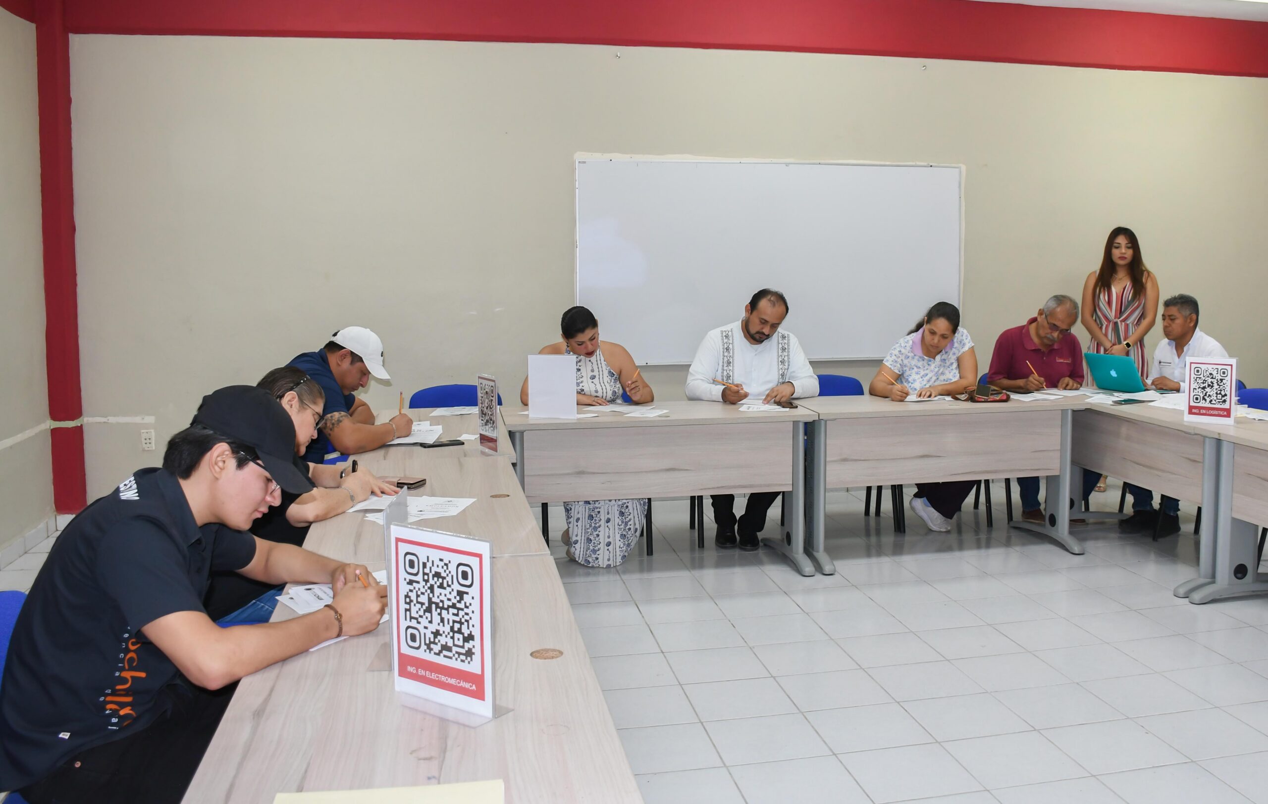 ITESCHAM REALIZA SU TERCERA JORNADA DE EVALUACIÓN Y SEGUIMIENTO DE LOS PROGRAMAS EDUCATIVOS