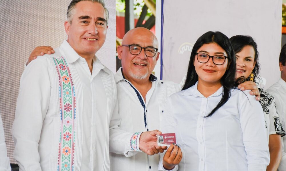 ITESCHAM CELEBRA HOMENAJE CÍVICO Y DA INICIO OFICIAL A FESTEJOS POR SU XX ANIVERSARIO