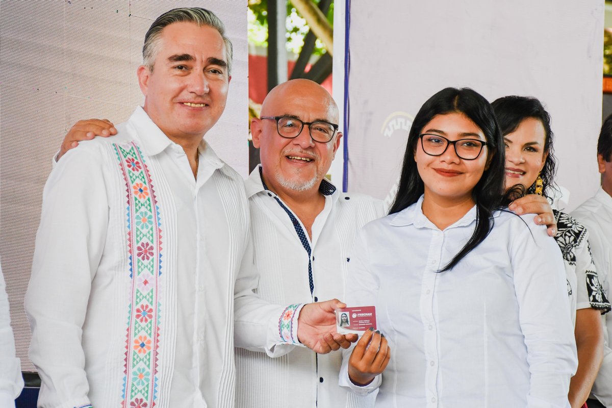 ITESCHAM CELEBRA HOMENAJE CÍVICO Y DA INICIO OFICIAL A FESTEJOS POR SU XX ANIVERSARIO