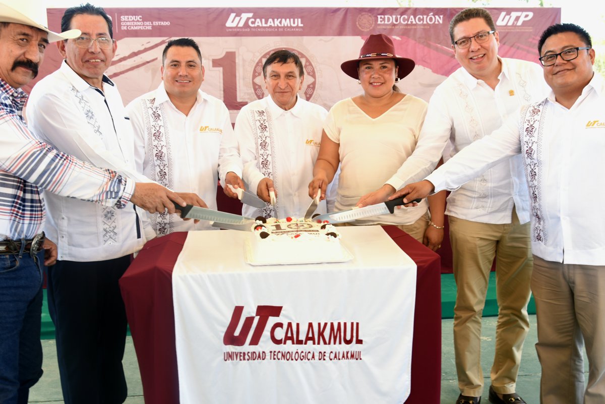 CONMEMORAN DÉCIMO ANIVERSARIO DE LA UNIVERSIDAD TECNOLÓGICA DE CALAKMUL