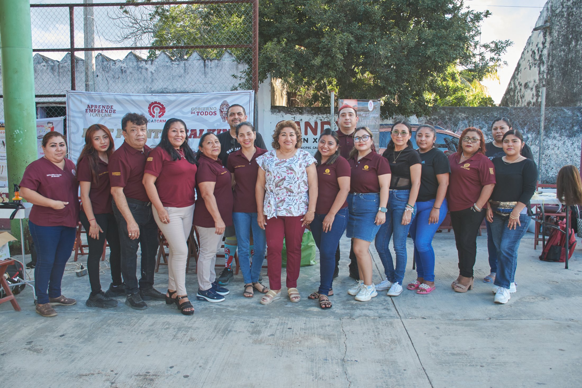 ÉXITO DEL ICAT CALKINÍ EN "SALUD EN TU BARRIO" EN SANTA CRUZ- EX HACIENDA