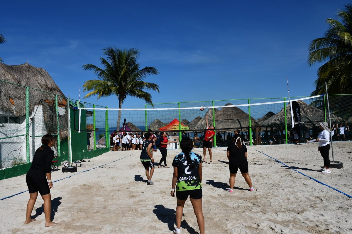 CON GRAN ÉXITO SE REALIZÓ PRIMER TORNEO DE VOLEIBOL MIXTO EN PLAYA BONITA