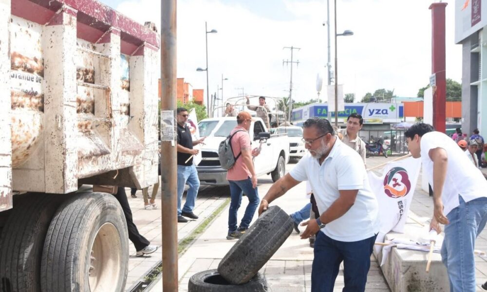 DAN BANDERAZO A TERCERA JORNADA DE DESCACHARRIZACIÓN EN ESCÁRCEGA