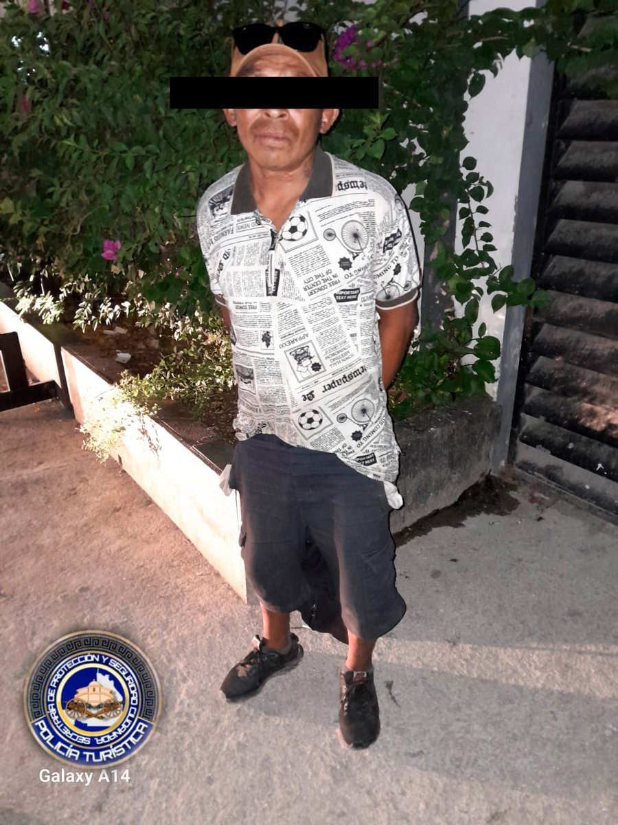 DETENIDO POR CONSUMO DE SUSTANCIAS TÓXICAS EN LA VÍA PÚBLICA