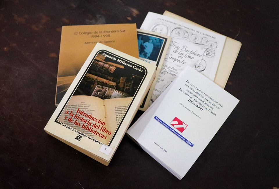 DONACIÓN DE LIBROS HISTÓRICOS