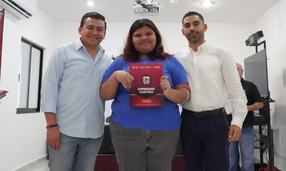 ENTREGA DE APOYOS DEL PROYECTO "EMPRENDER CONTIGO" EN EL MUNICIPIO DE CAMPECHE