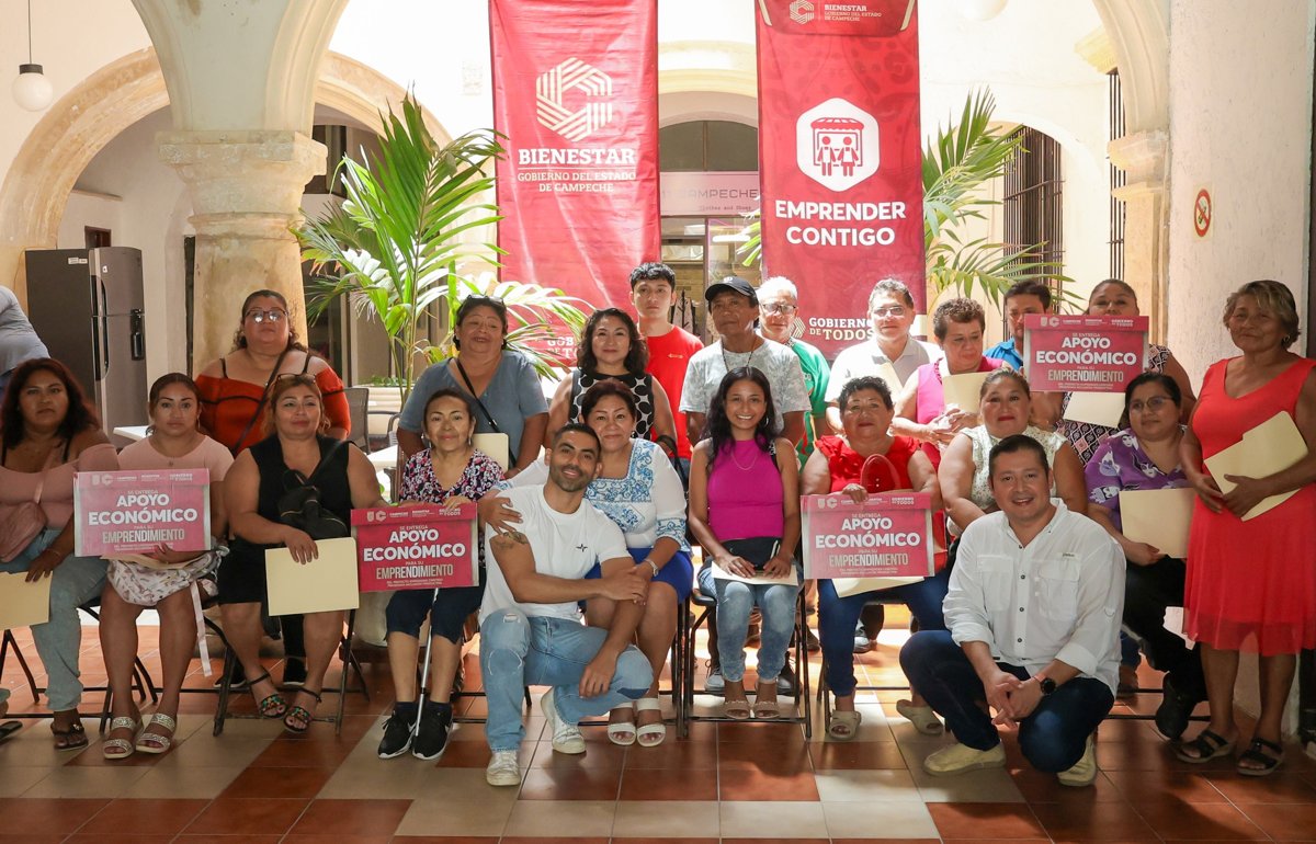 20 EMPRENDEDORES DE SAN FRANCISCO DE CAMPECHE RECIBEN APOYO PARA SUS ACTIVIDADES PRODUCTIVAS