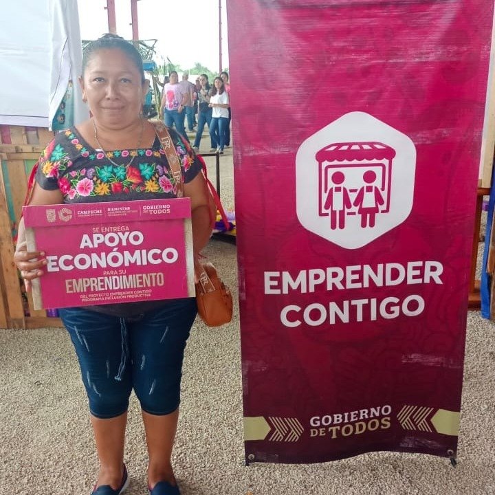 IMPULSA BIENESTAR ECONOMÍA FAMILIAR CON ENTREGA DEL PROYECTO EMPRENDER CONTIGO EN ESCÁRCEGA