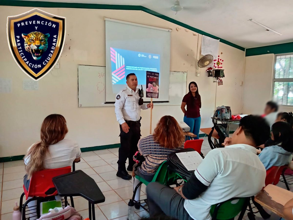 POLICÍA ESTATAL IMPARTE PLÁTICAS DE PREVENCIÓN EN EL EMSAD DE CHINÁ