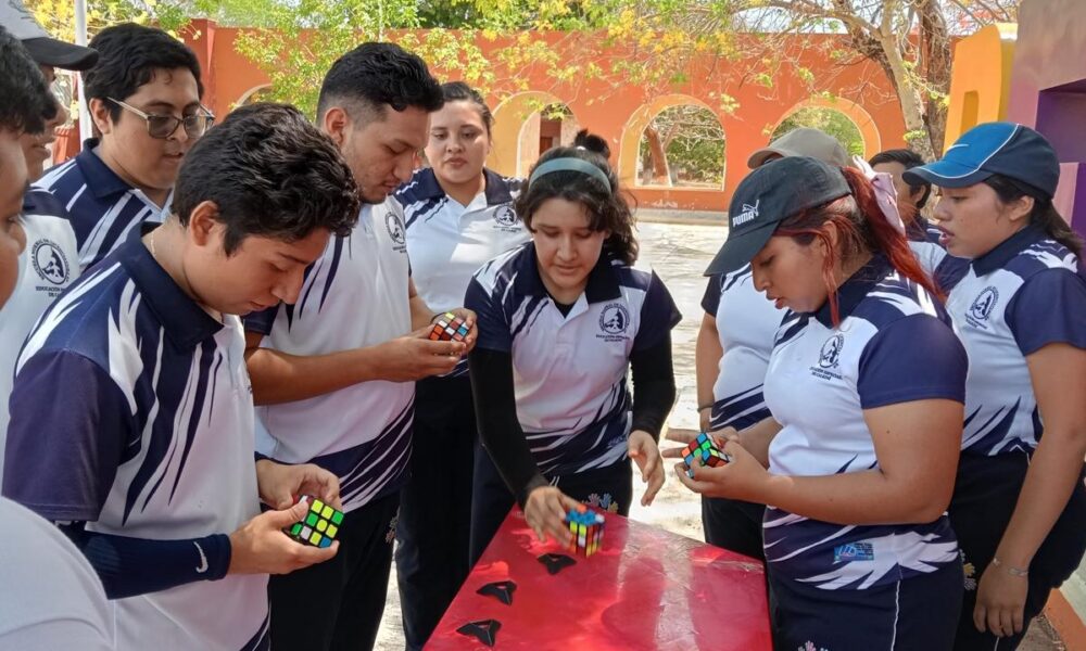 FORTALECEN HABILIDADES DE FUTUROS DOCENTES EN CAMPECHE