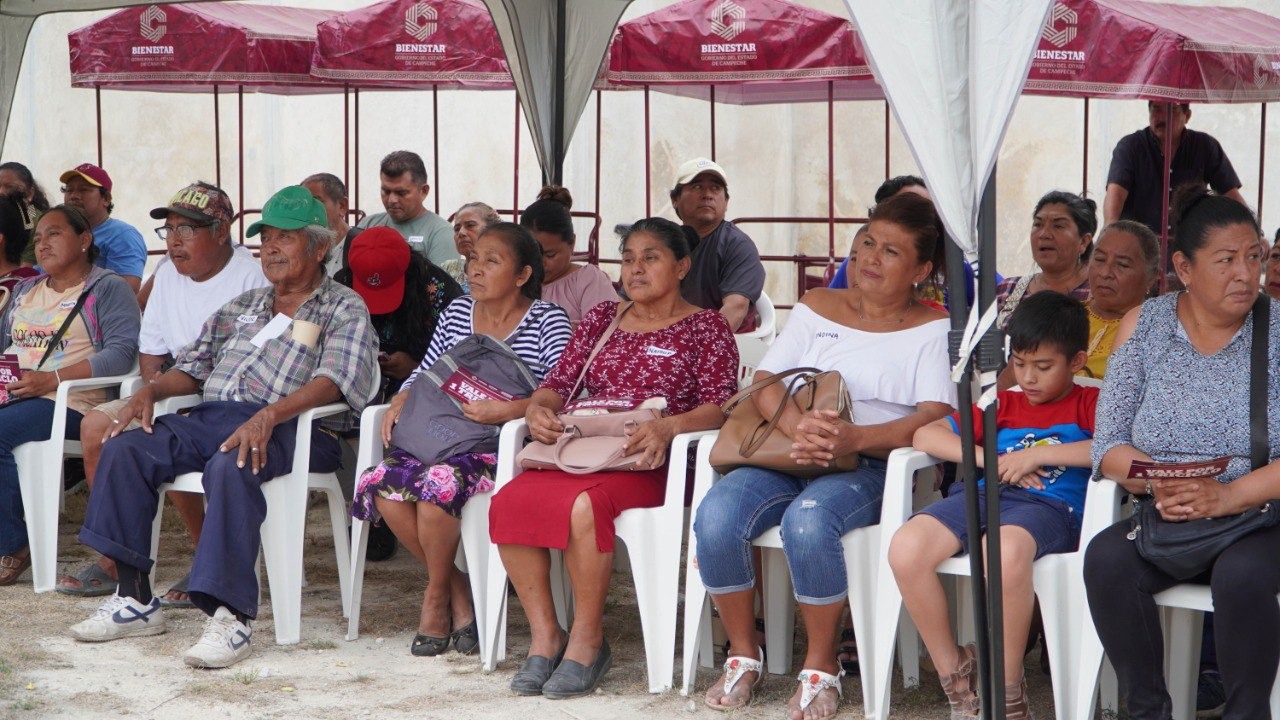 BIENESTAR ENTREGA APOYOS A EMPRENDEDORES DEL MUNICIPIO DE CAMPECHE