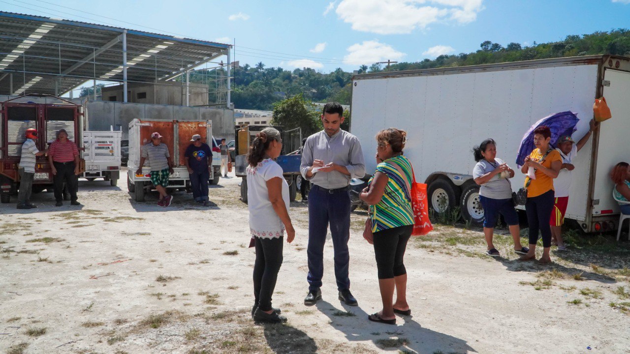 90 FAMILIAS DE COLONIAS VULNERABLES DEL MUNICIPIO DE CAMPECHE RECIBEN APOYOS PARA SU BIENESTAR