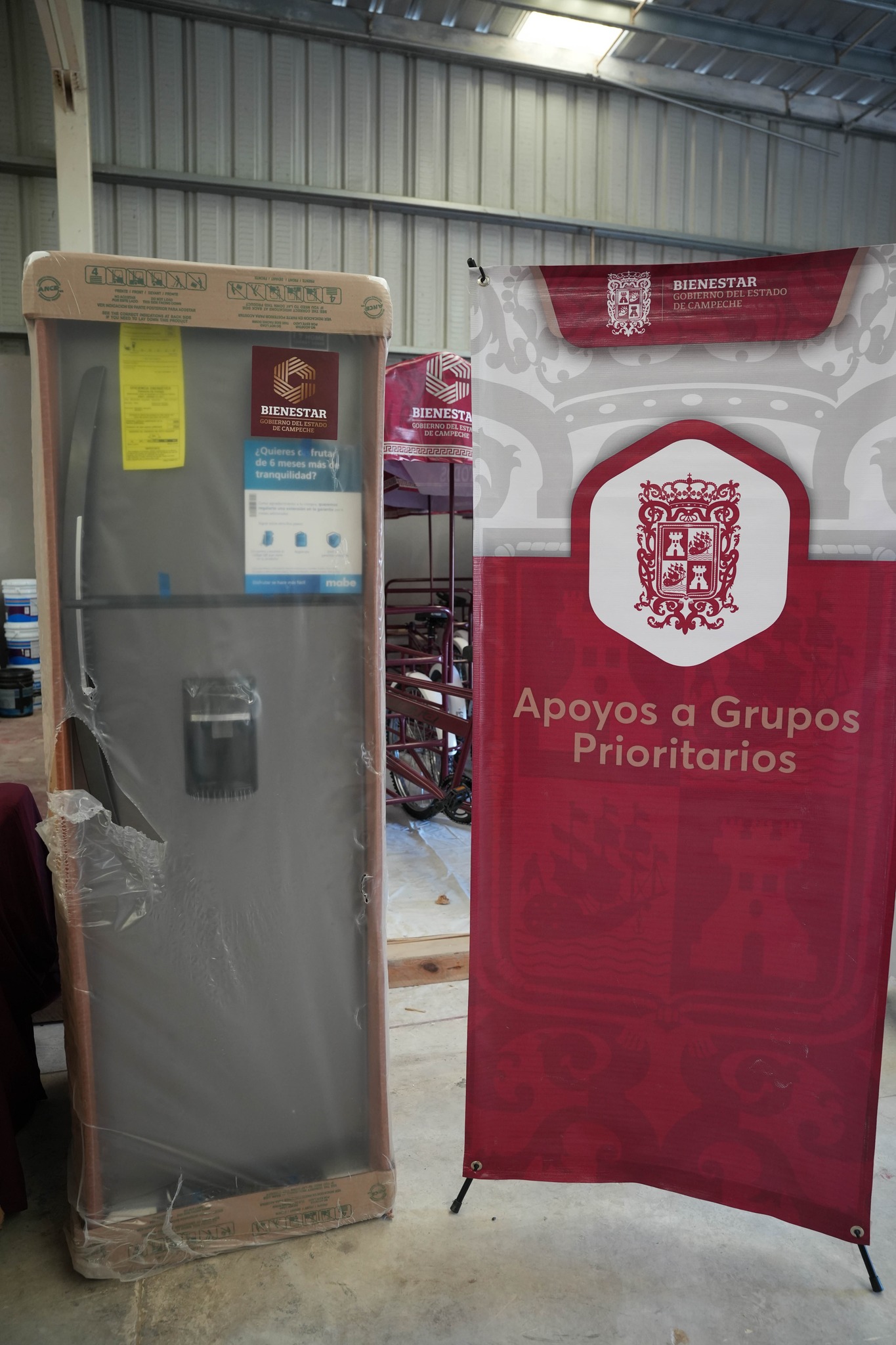 BIENESTAR ENTREGA APOYOS A DEPORTISTAS Y EMPRENDEDORES