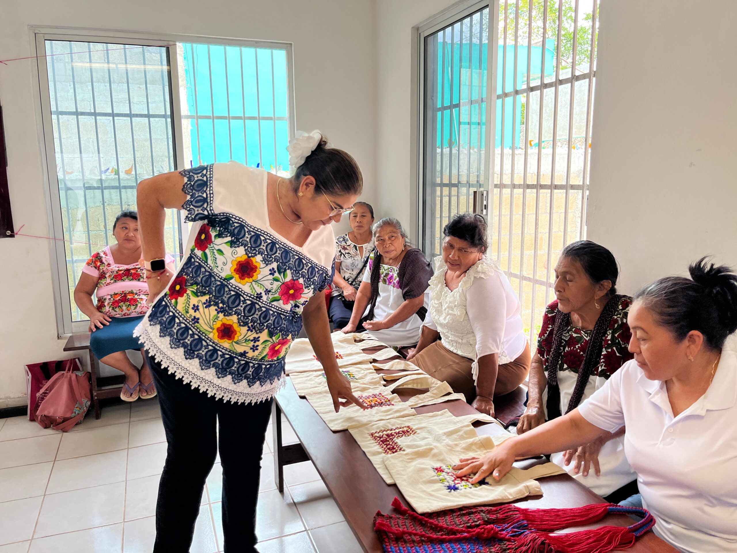TRANSFORMANDO FAMILIAS ENTREGÓ APOYOS A GRUPOS VULNERABLES DE CALKINÍ