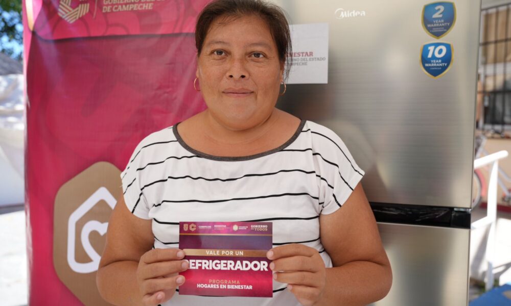 HOGARES EN BIENESTAR ENTREGA 200 REFRIGERADORES EN CHAMPOTÓN Y SEYBPLAYA