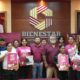 BECARIOS DE LA FUNDACIÓN JOSÉ ORTIZ ÁVILA RECIBEN COMPUTADORAS JAGUAR