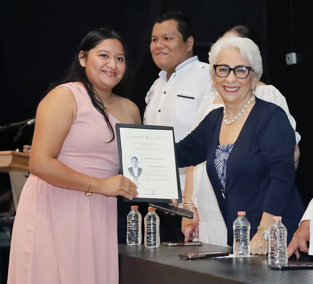 NUEVA GENERACIÓN DE TÉCNICOS PROFESIONALES DEL CECyTEC EN PALIZADA
