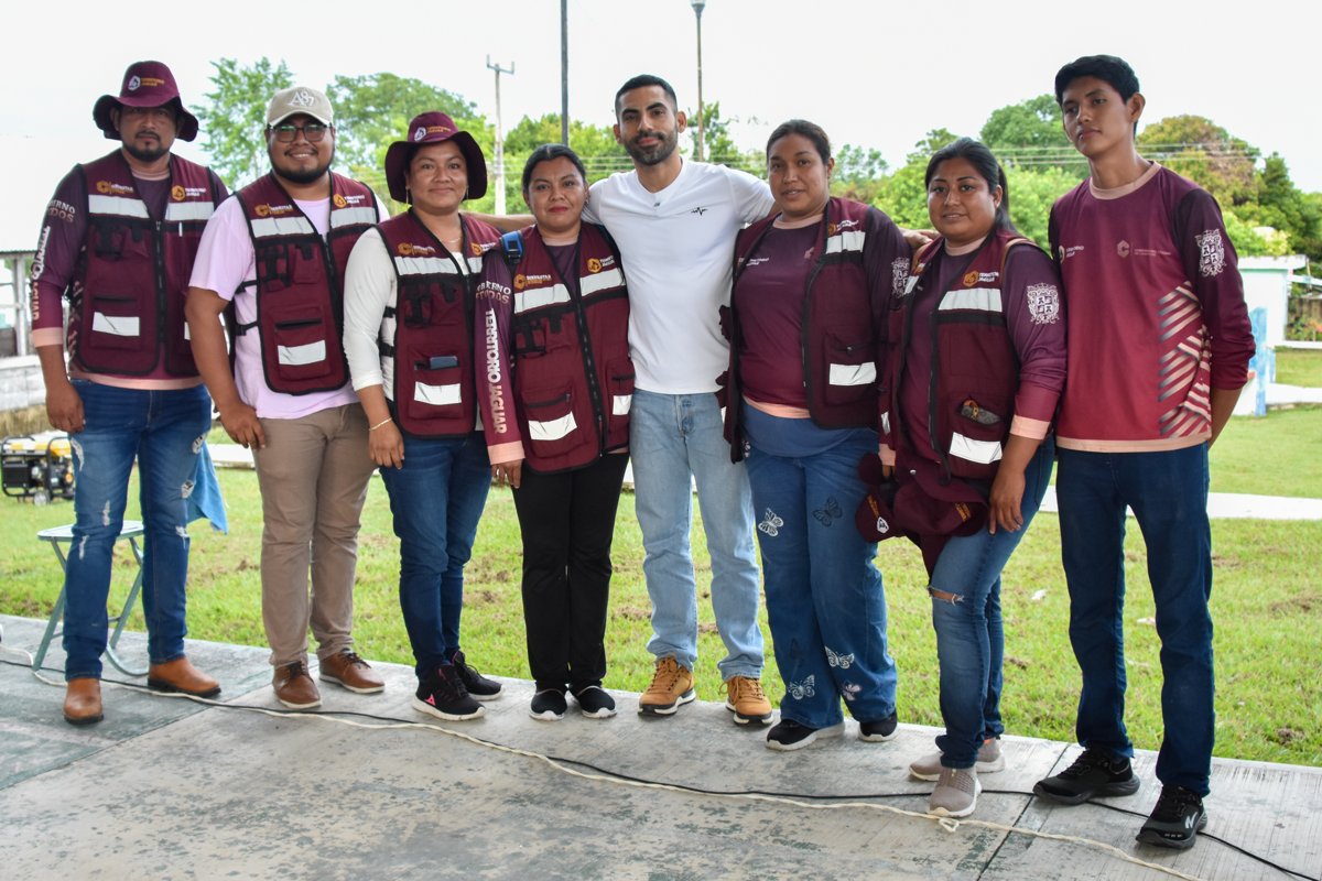 ENTREGAN COSECHADORA AGRÍCOLA A PRODUCTORES DE CALABAZA CHIHUA EN CALAKMUL