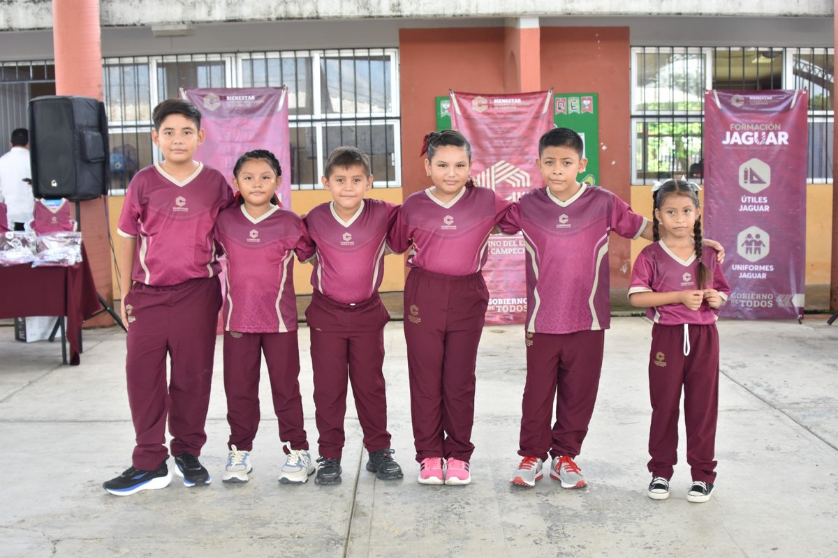 INICIA ENTREGA DE ÚTILES Y UNIFORMES ESCOLARES DEL PROGRAMA FORMACIÓN JAGUAR