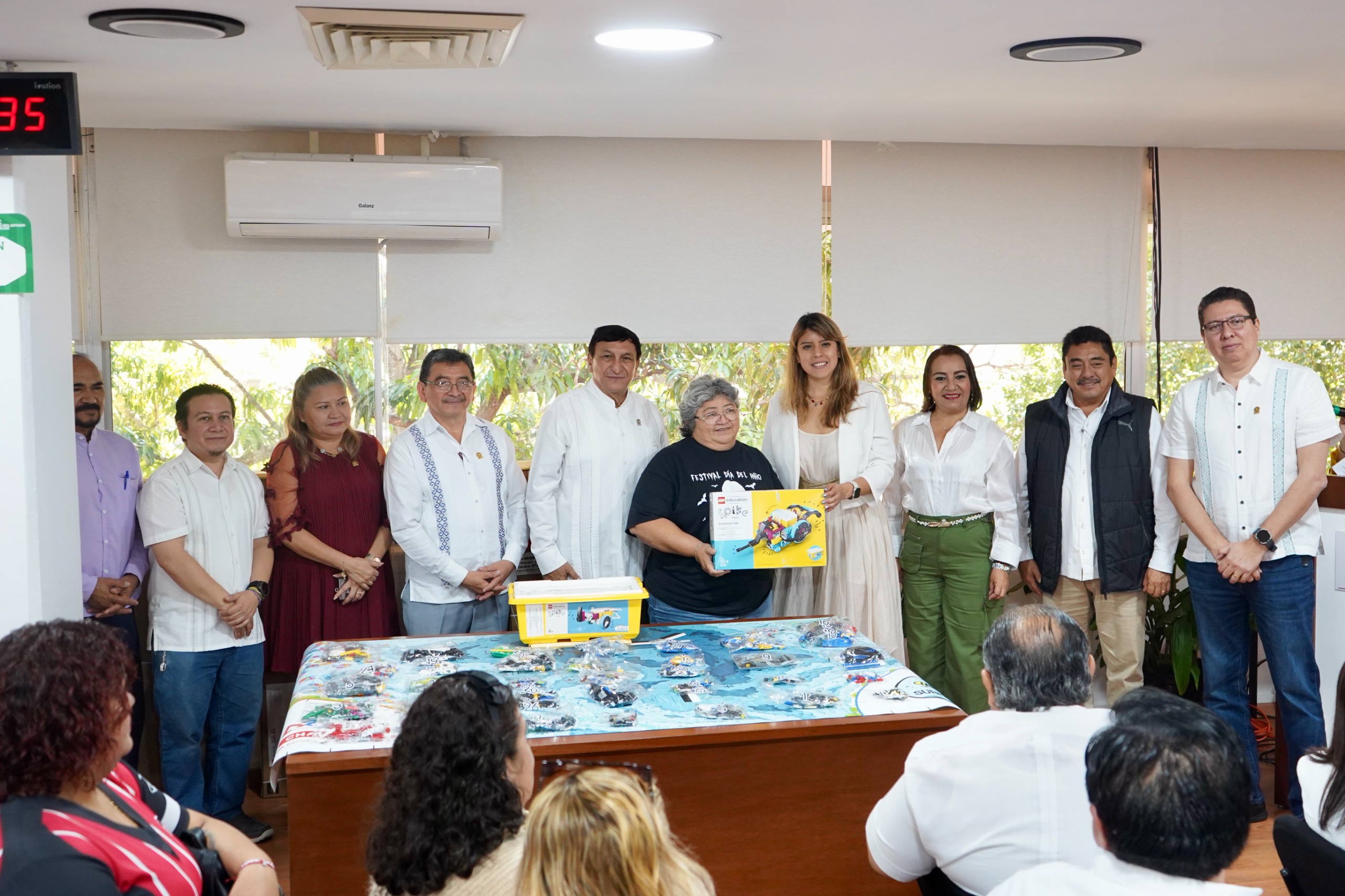 ENTREGA SEDUC, MATERIAL DIDÁCTICO LEGO A ESCUELAS DEL ESTADO