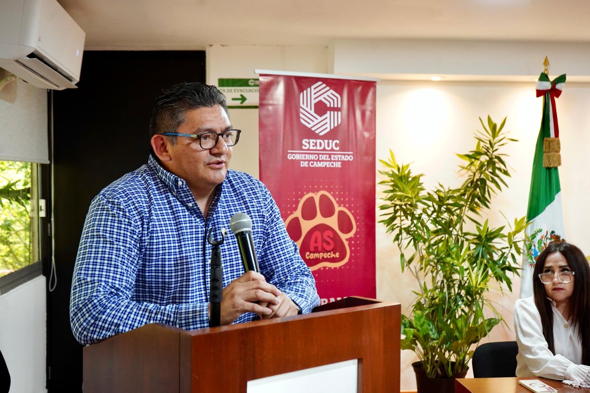ENTREGA SEDUC MEDALLAS Y RECONOCIMIENTOS A ALUMNOS DESTACADOS EN CONCURSOS INTERNACIONALES