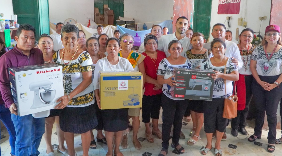 ENTREGA DE EQUIPAMIENTO PARA EL BIENESTAR DE OTROS ESPACIOS COMUNITARIOS EN PICH, CAMPECHE