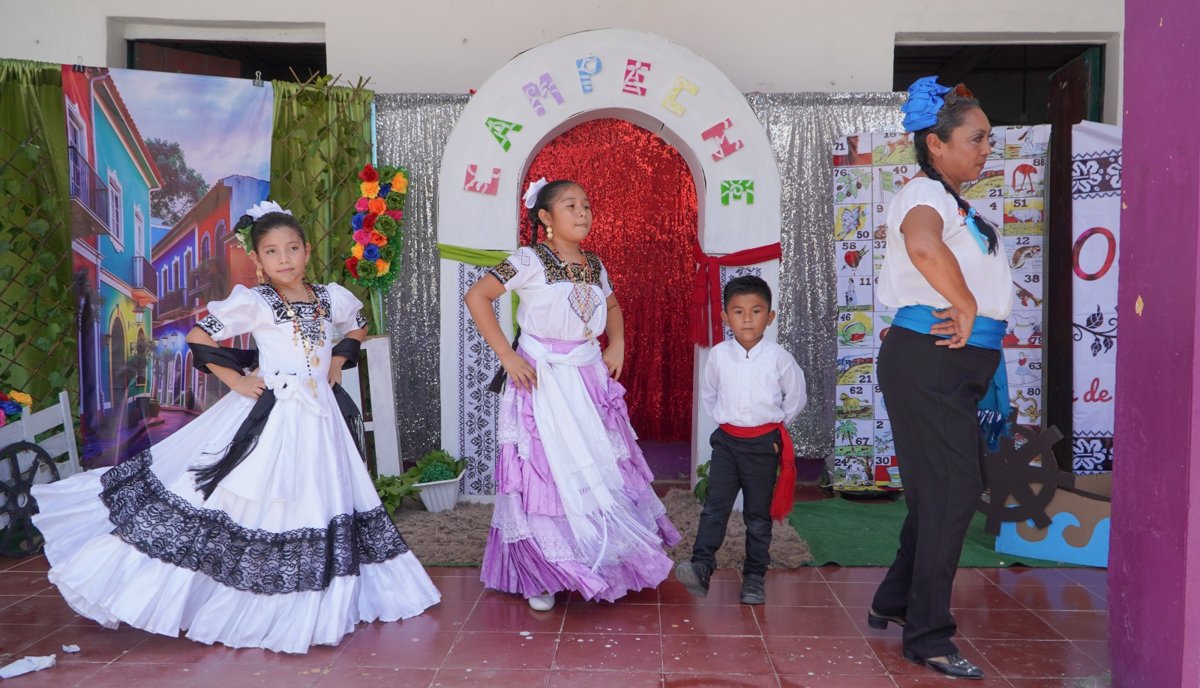 ENTREGA DE EQUIPAMIENTO PARA EL BIENESTAR DE OTROS ESPACIOS COMUNITARIOS EN PICH, CAMPECHE
