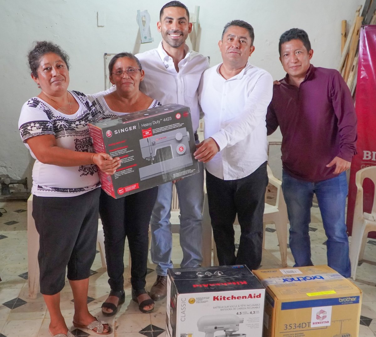 ENTREGA DE EQUIPAMIENTO PARA EL BIENESTAR DE OTROS ESPACIOS COMUNITARIOS EN PICH, CAMPECHE