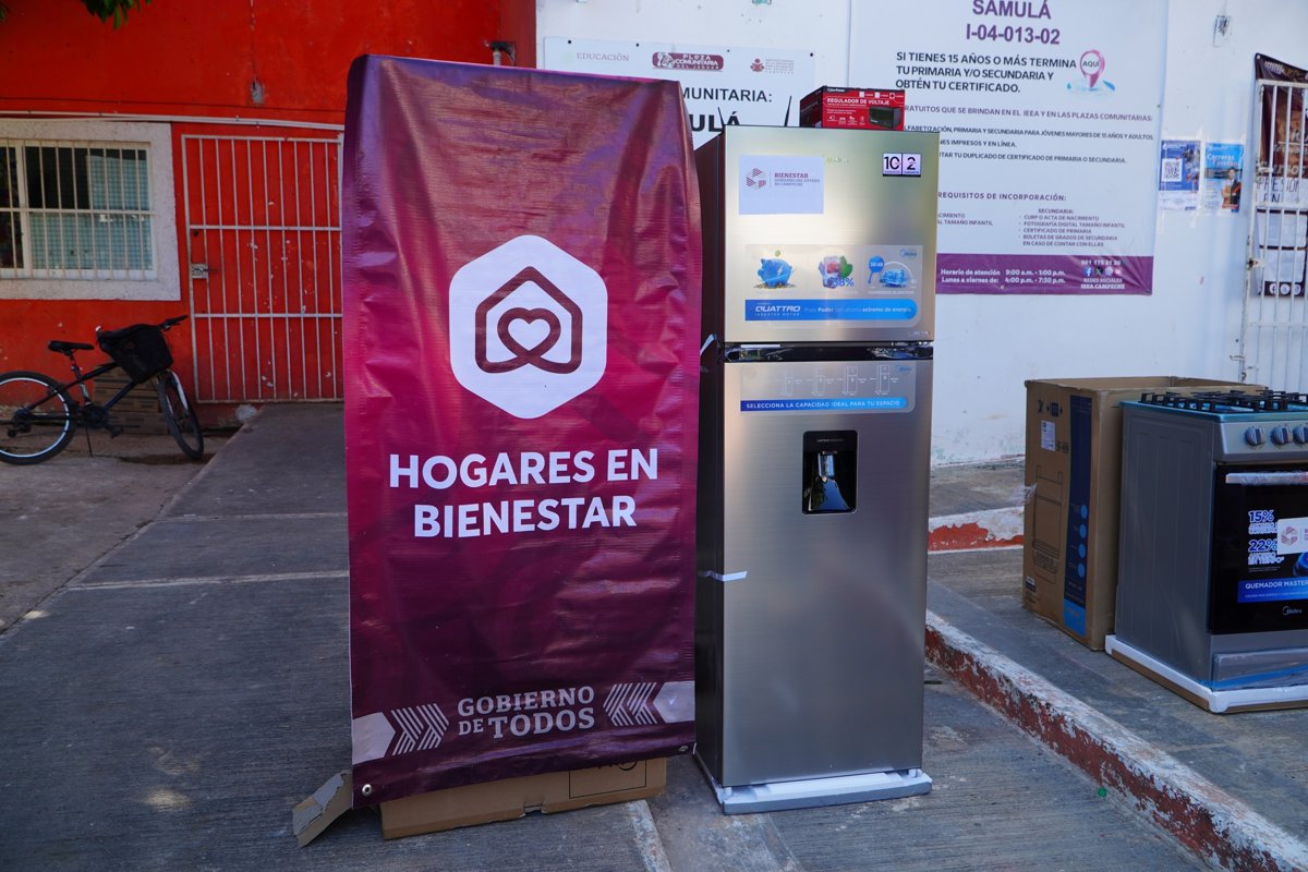 APOYOS DEL PROGRAMA HOGARES EN BIENESTAR FORTALECEN A FAMILIAS DE SAMULÁ