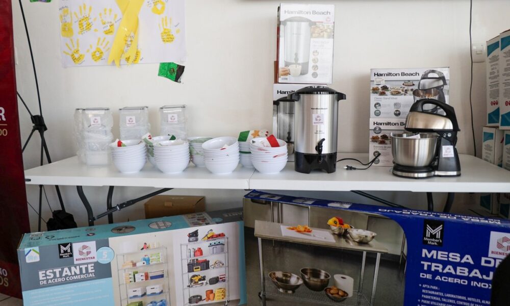 BIENESTAR ENTREGA DE EQUIPAMIENTO A ESPACIOS DE ATENCIÓN