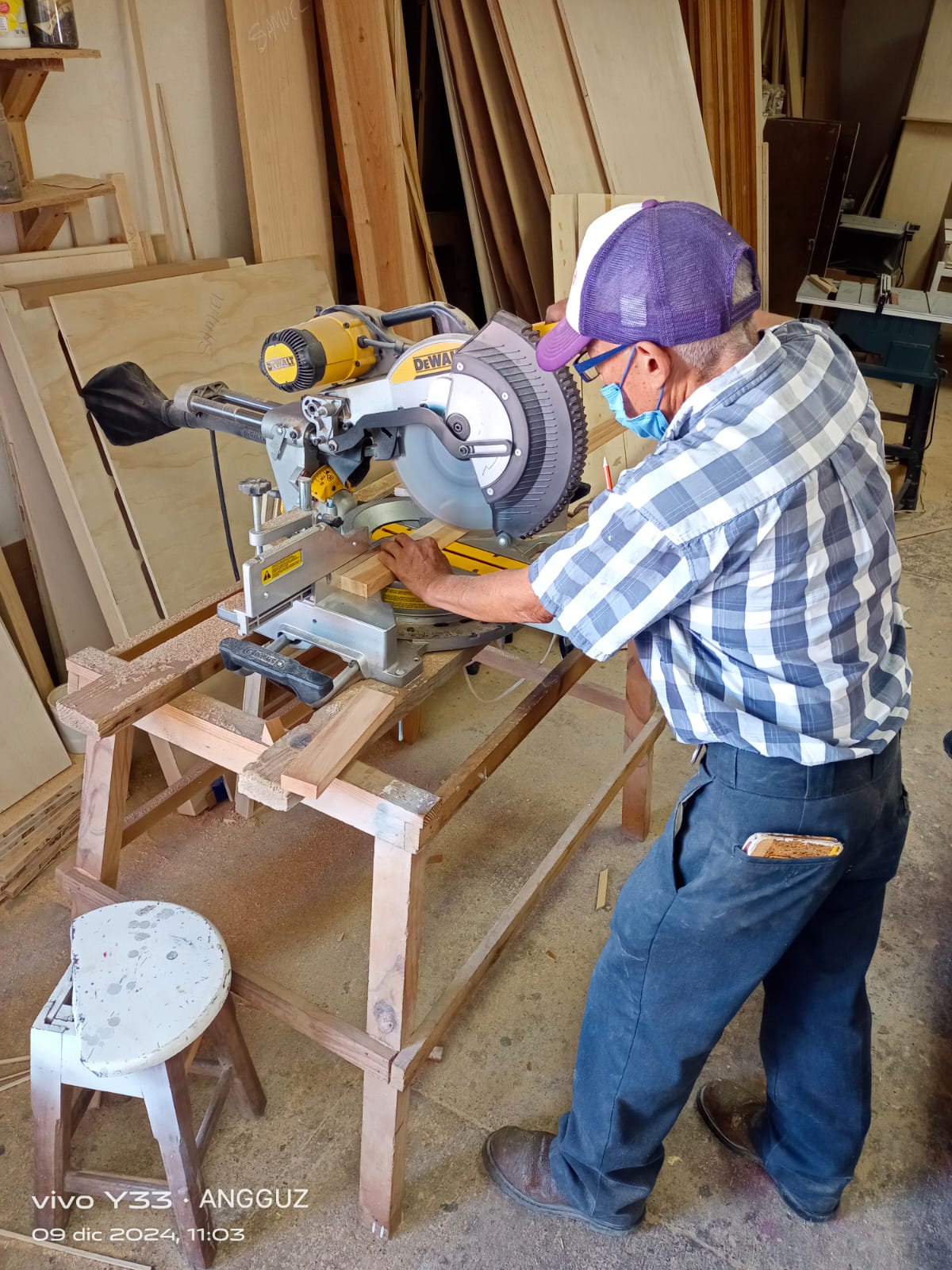 ICAT PLANTEL CARMEN IMPARTE CURSOS DE ELABORACIÓN DE MUEBLES DE MADERA QUE CUENTAN CON GRAN AFLUENCIA